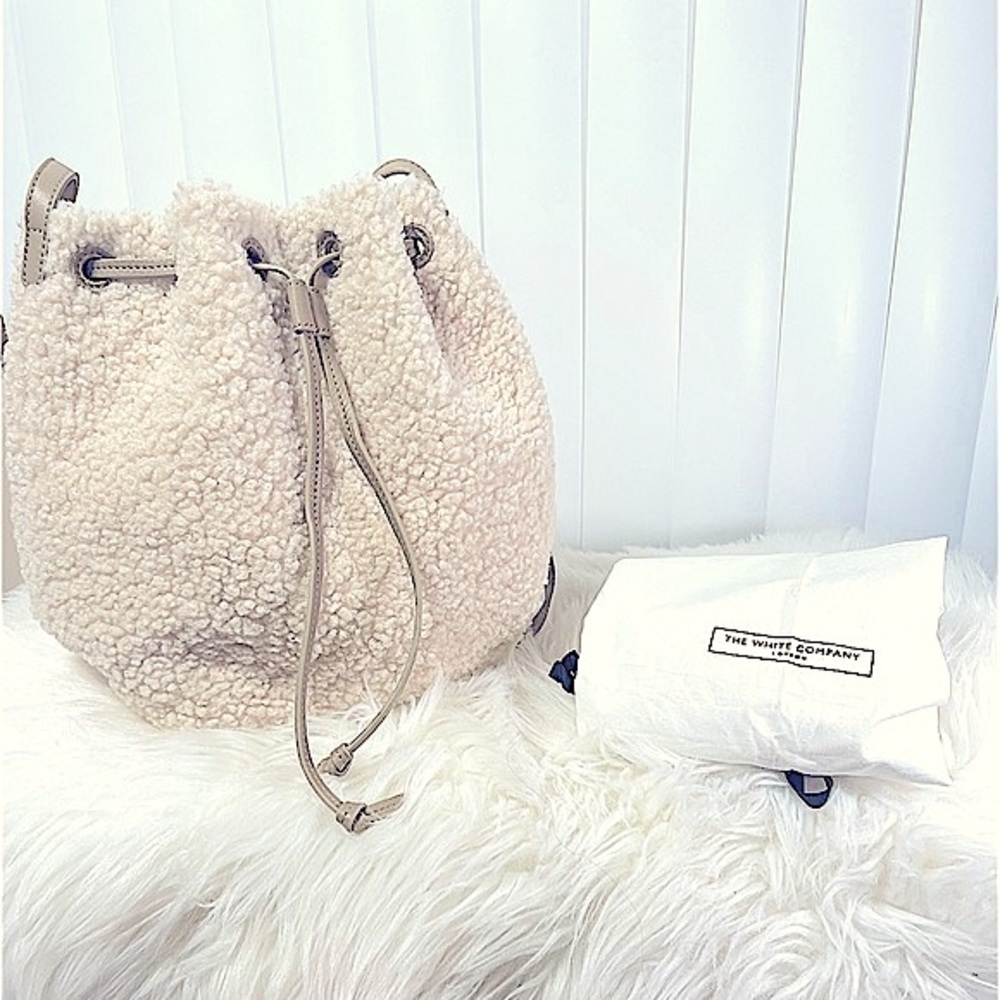 The White Company Sherpa Borg Crossbody Bucket Bag - Picture 5 of 13
